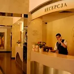 ホテル レイタン ワルシャワ