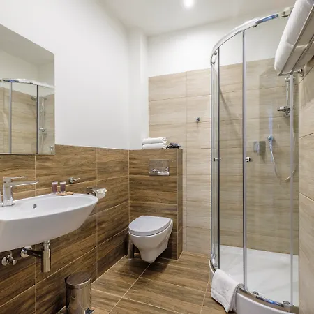 Hotel Reytan 3*