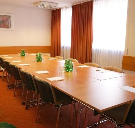 Reytan Hotel 3*