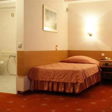 Hotel Reytan 3*